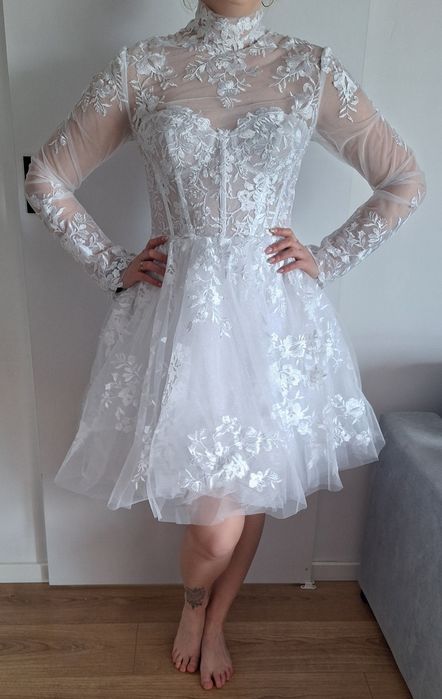 Sukienka biała krótka tiulowa ślubna