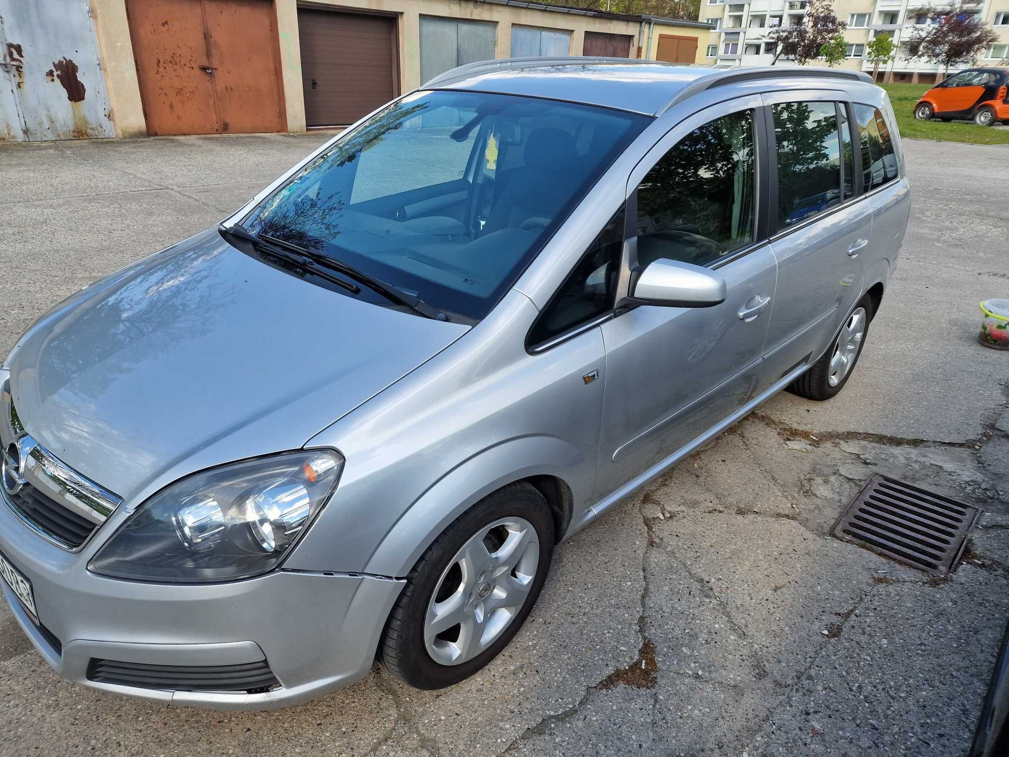 Zafira B, 2006, 1,8 benzyna