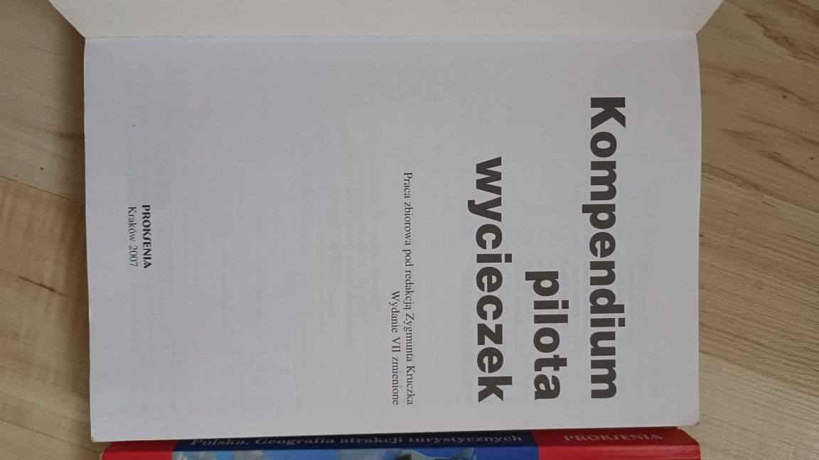 Podręczniki kompendium pilota wycieczek Proksenia 2007