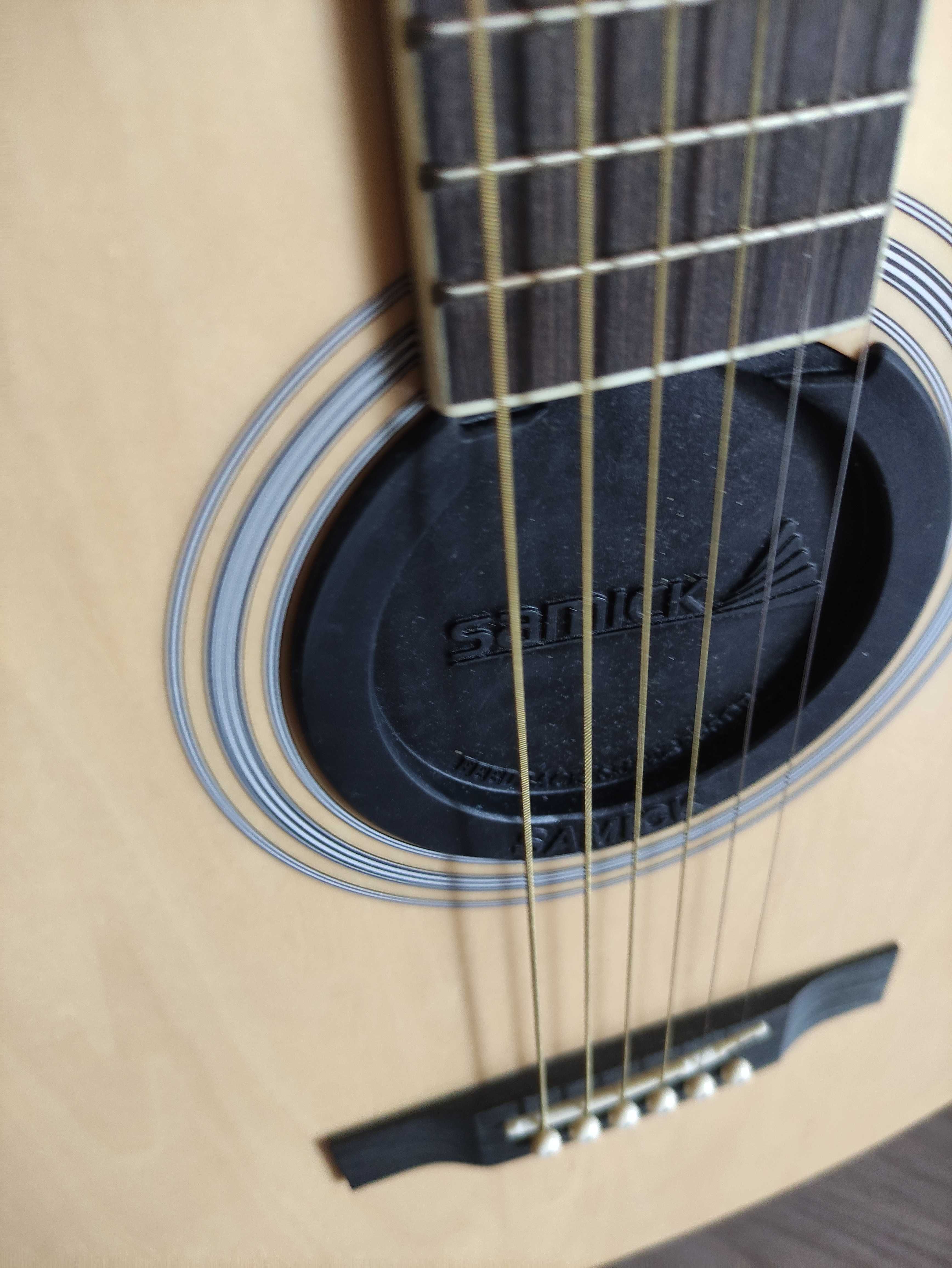 Gitara akustyczna