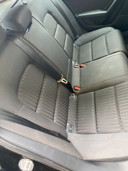 Ауді а4 б8 2011р