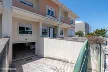 Moradia T4 + 2 na Urbanização de Santa Eufémia  Coimbra