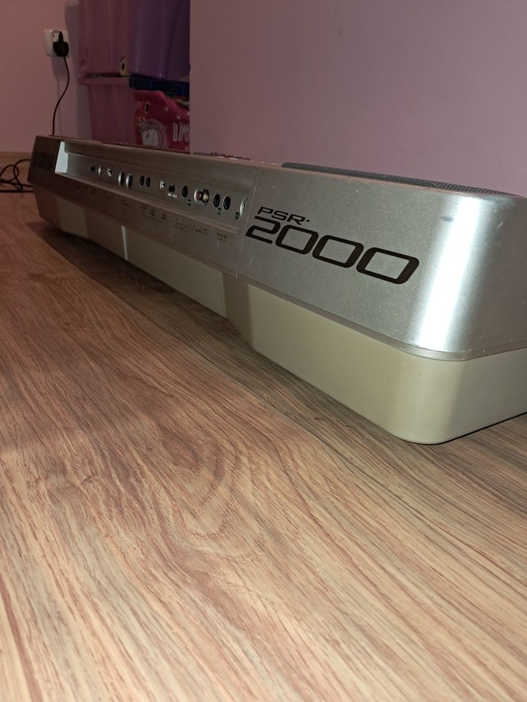 Yamaha PSR 2000 z USB