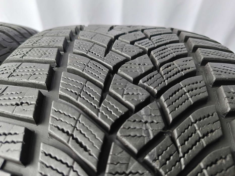 2X 245/40R19 98V Goodyear ultra grip Performance+ 91K