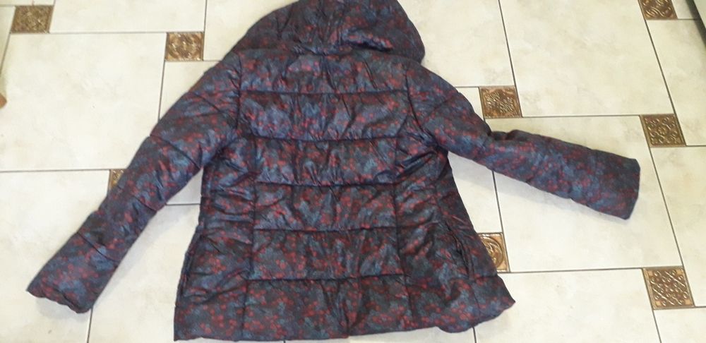 Фирменная куртка для девочки Esprit