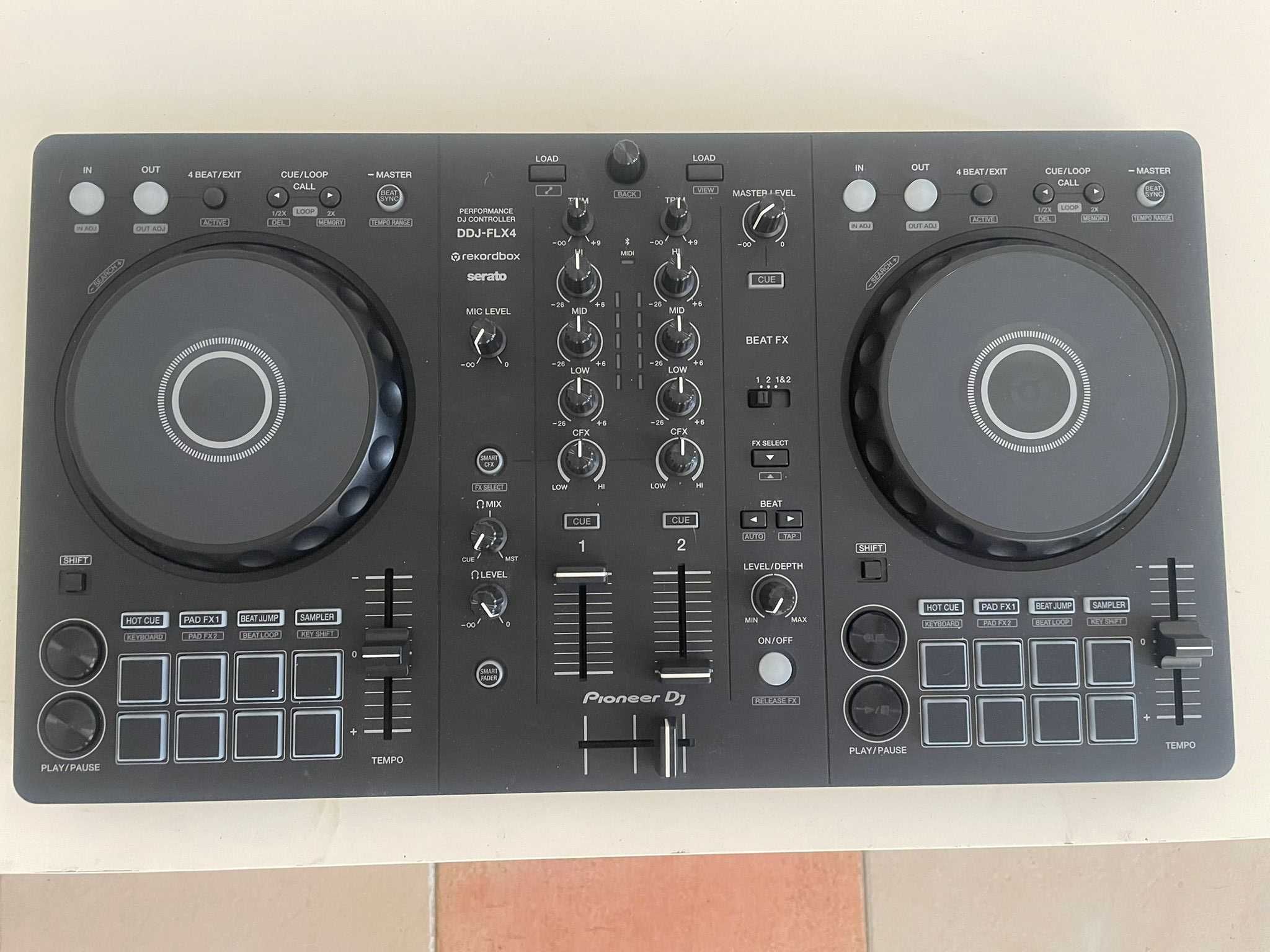 Pioneer DDJ-FLX4