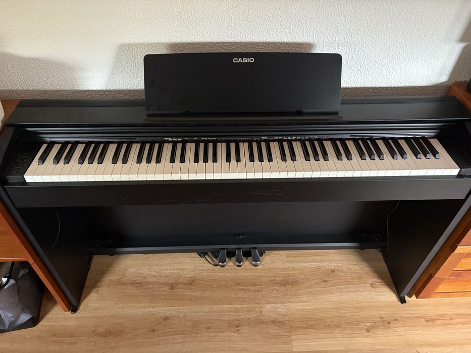 Piano eletronico CASIO