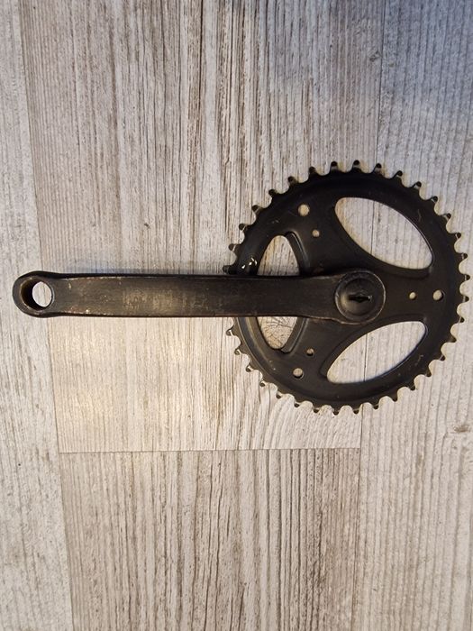 Korby rowerowe mechanizm korbowy do roweru na kwadrat