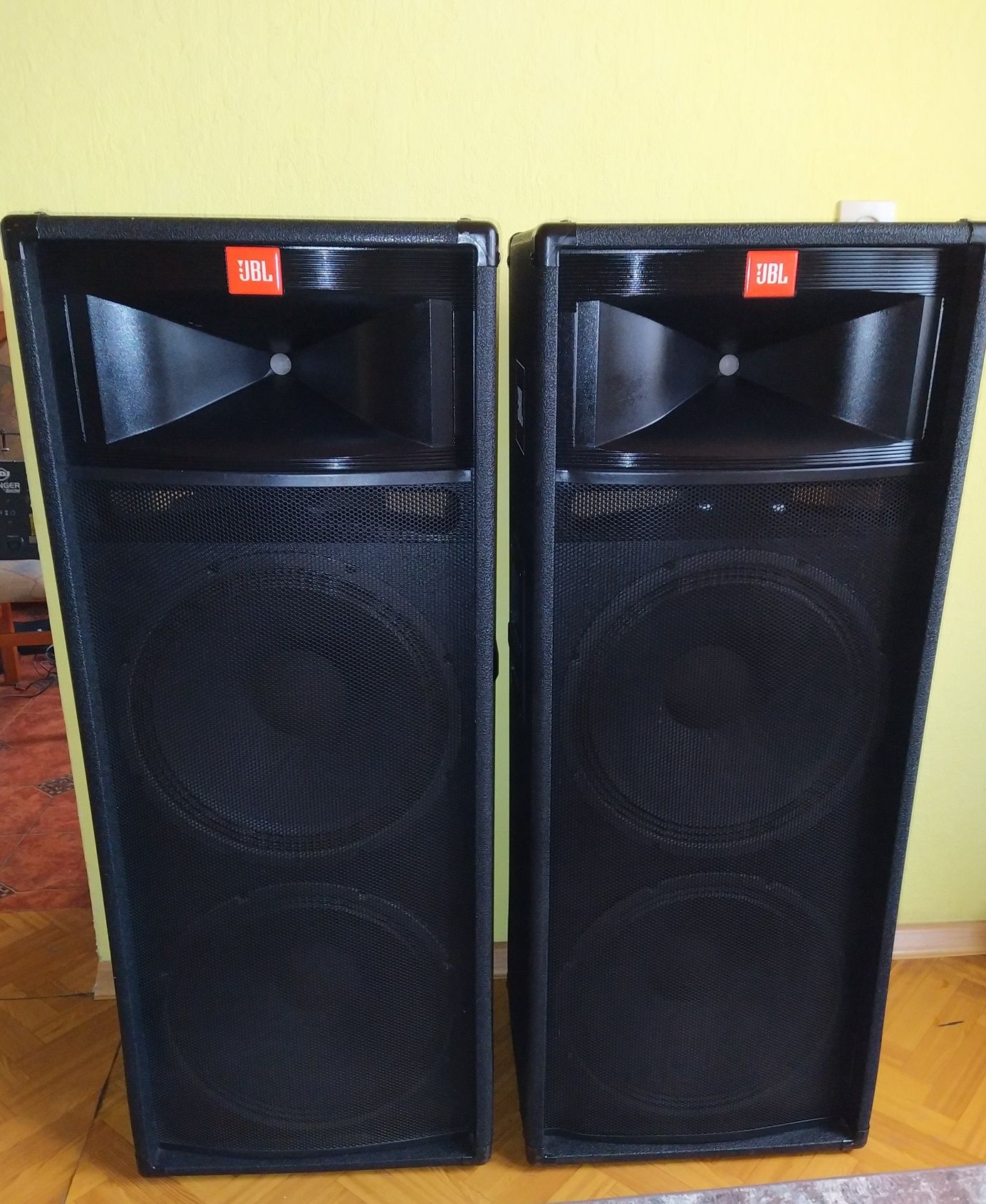 Głośniki Kolumny estradowe JBL TR 225 JRX USA