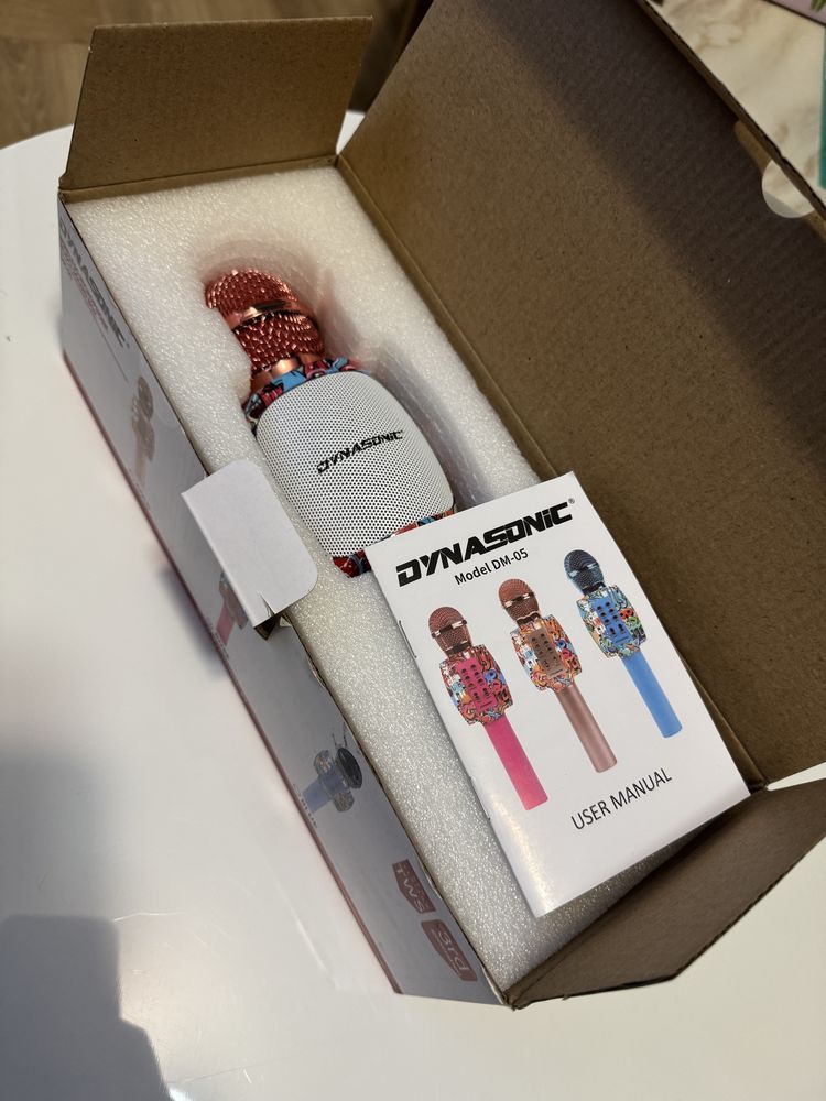 Mikrofon Dynasonic DM-05 dla dzieci bluetooth RGB karaoke zmiana głosu