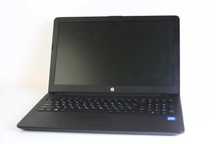 Laptop biznesowy HP 15,6, 8GB RAM , 128GB SSD, WIN 11 HOME, futerał