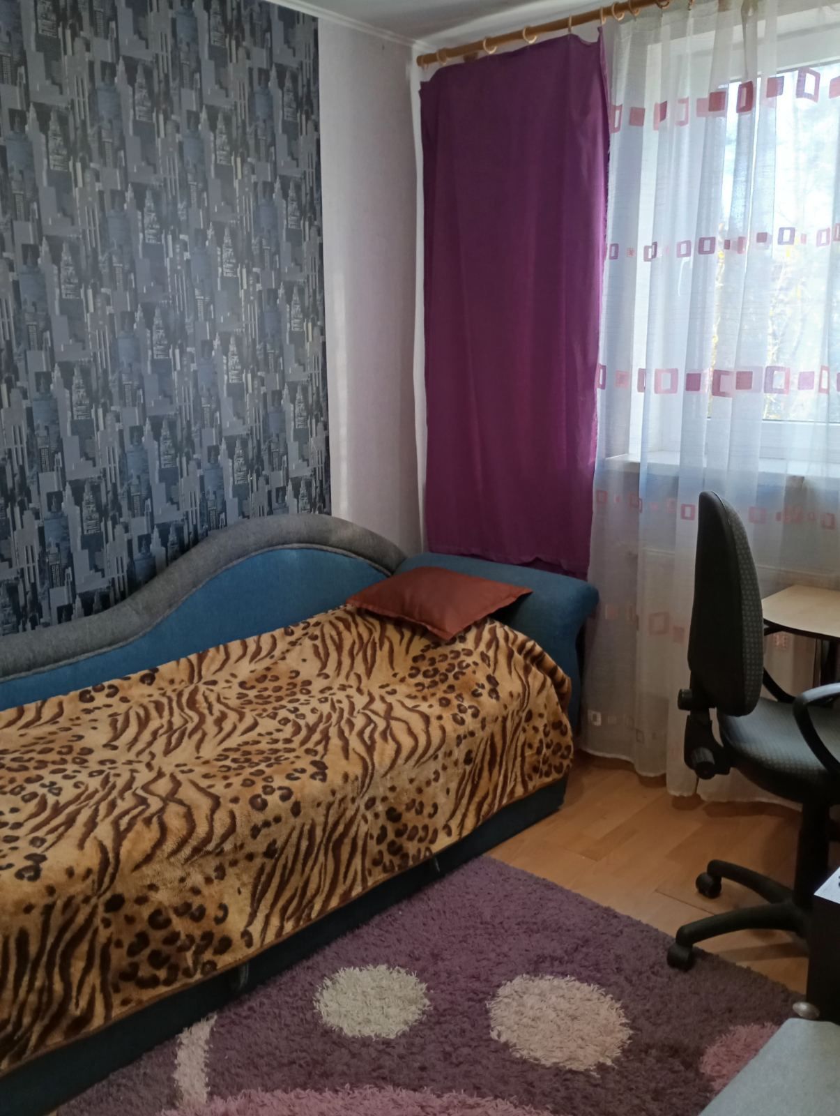 Сдаю кімнату для однієї жінки вул.Університетська 63
