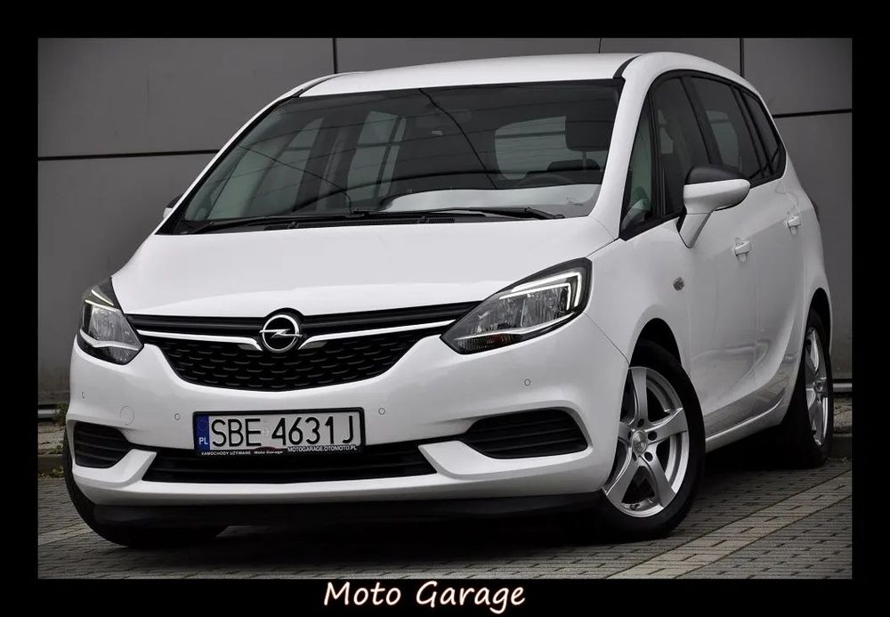 Opel Zafira 2.0 170KM 7 OSOBOWY Lift LED Oryginalny Lakier 2 Kpl Felg 2016 Idealna