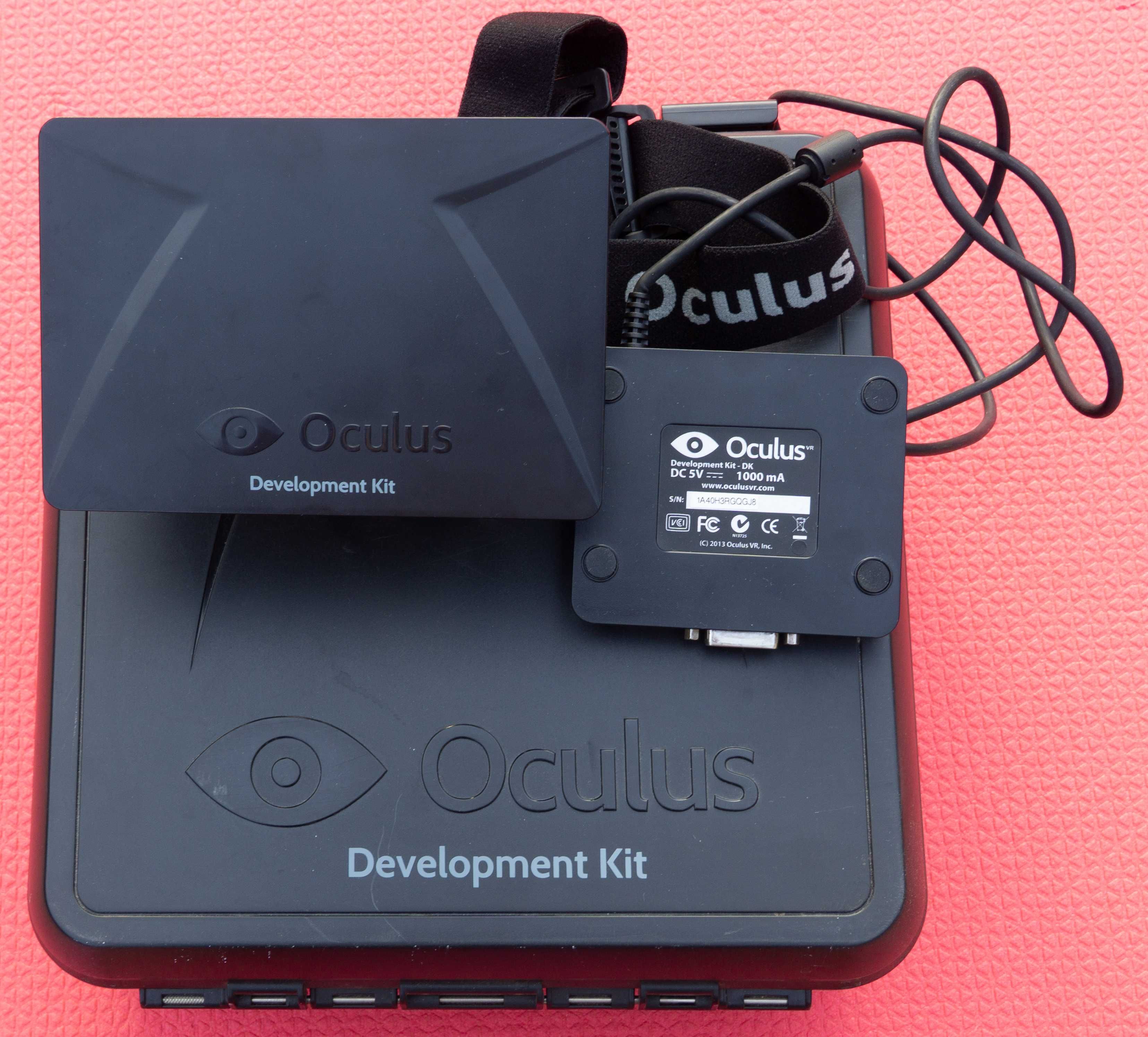 Oculus Rift Development Kit (DK) – повна комплектація з кейсом