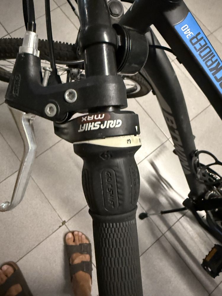 Bicicleta Btwin Rockrider 340, M, 26 (cinza e azul)