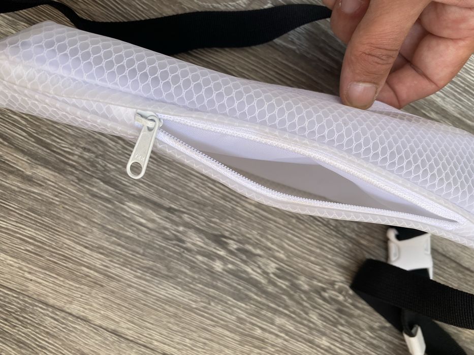 Бананка LEVIS Originals