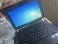 Laptop hp mini z torbą