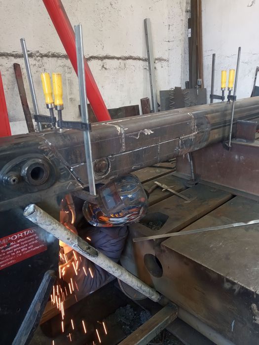 Ремонт стрелы крана, манипулятора, экскаватора, погрузчика и т.д.