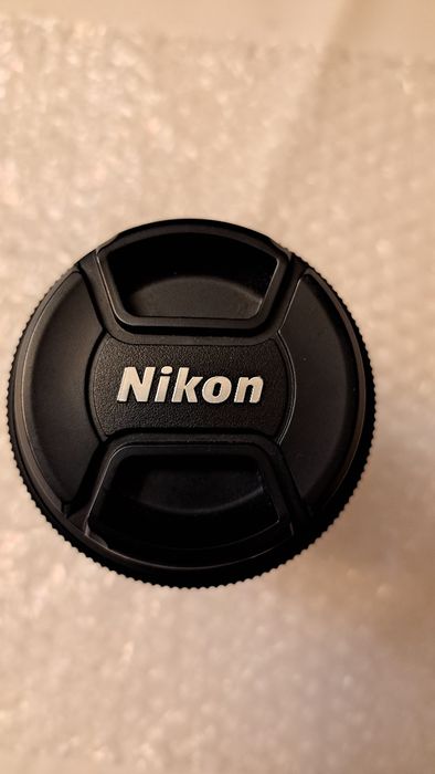 Obiektyw  nikon dx vr