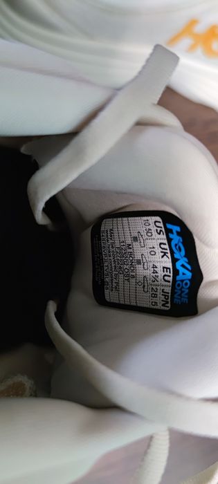 Кросівки Hoka Bondi 8