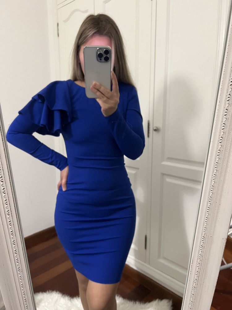 Vestido justo azul