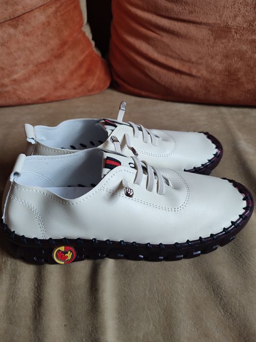 Лофери нові продам