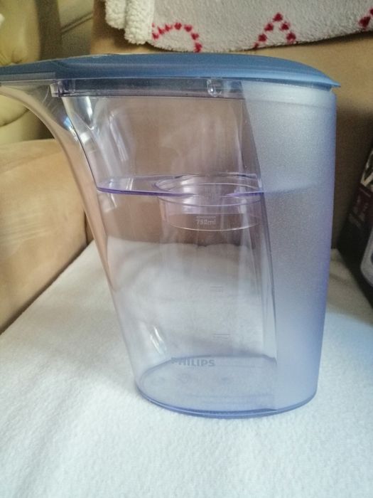 Dzbanek (filtr) do wody do żelazka, stacji parowej  Philips Iron Care