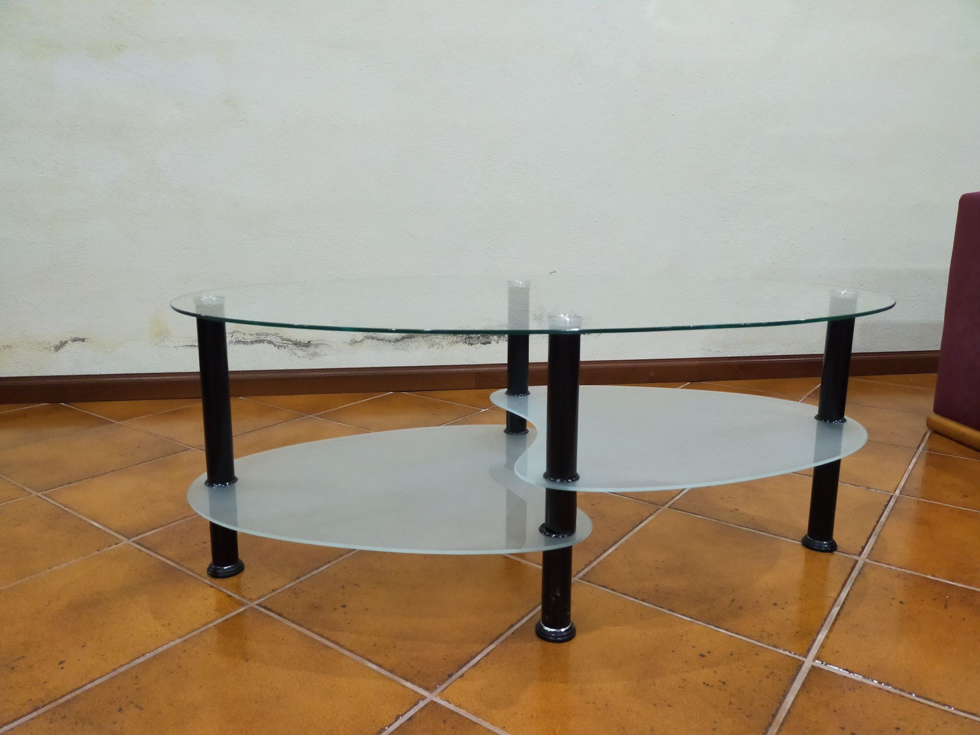 Mesa de apoio de vidro