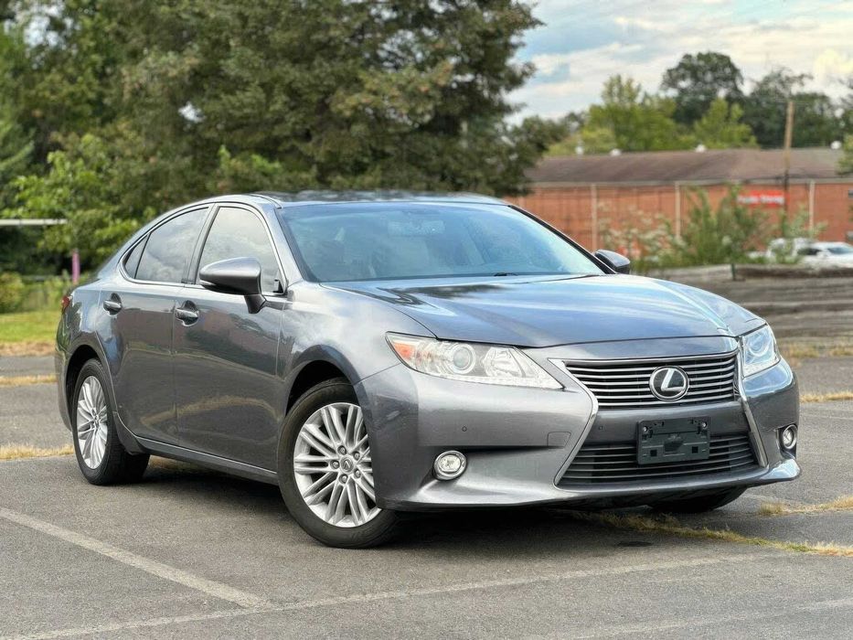 Lexus ES 350      2015
