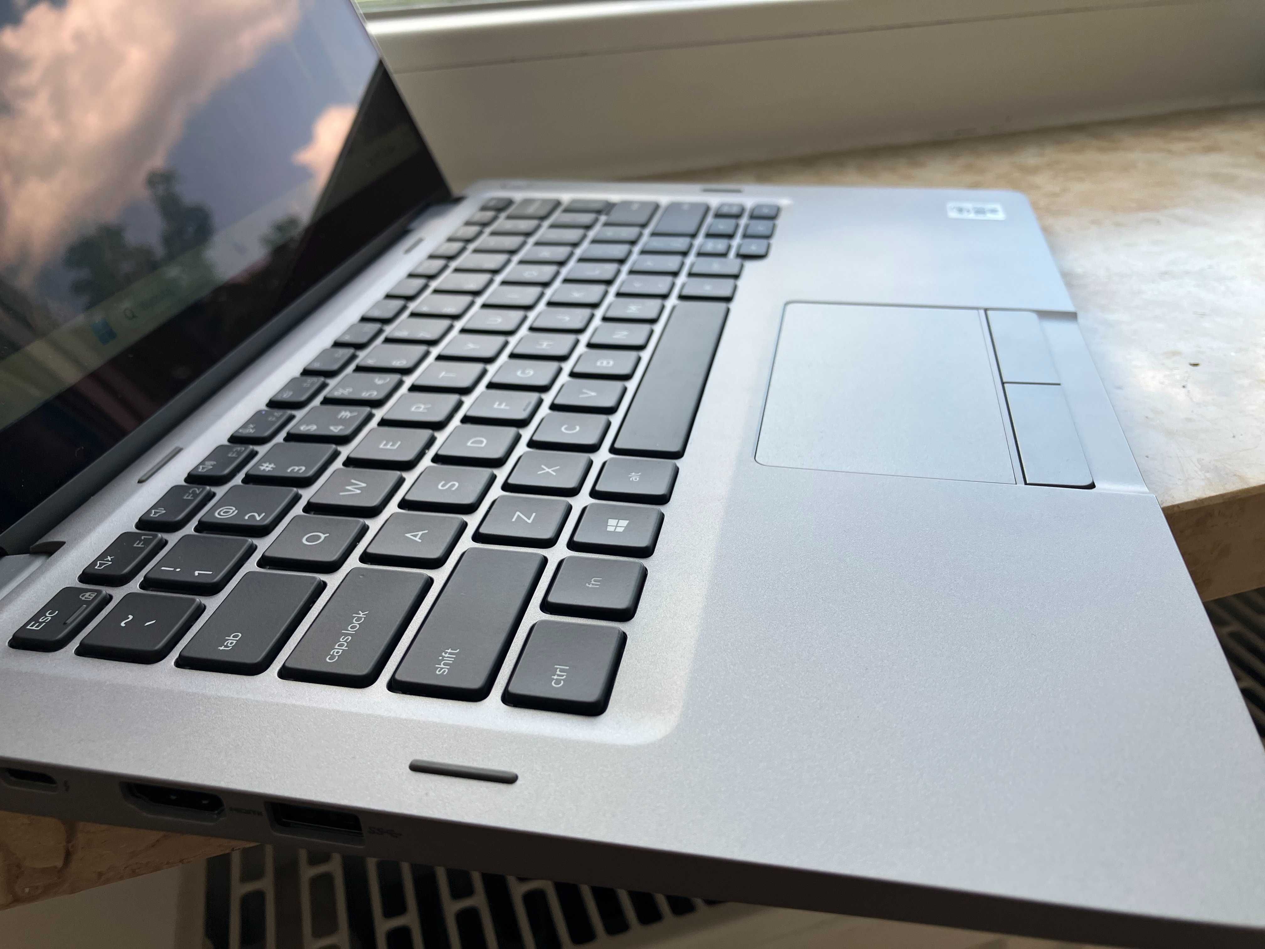 Dell Latitude 5310 2in1 /i7‑10610U/ 512SSD/ 16GB RAM /Stan idealny