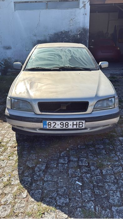 Volvo s40 2.0 16v gasolina completo(avariado)