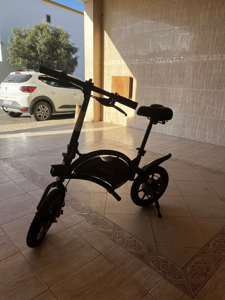 Bicicleta Elétrica UrbanGlide