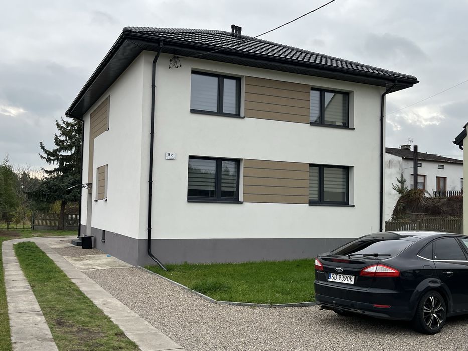 Dom 160 m2 - dwa niezalezne mieszkania na dzialce 1300 m2