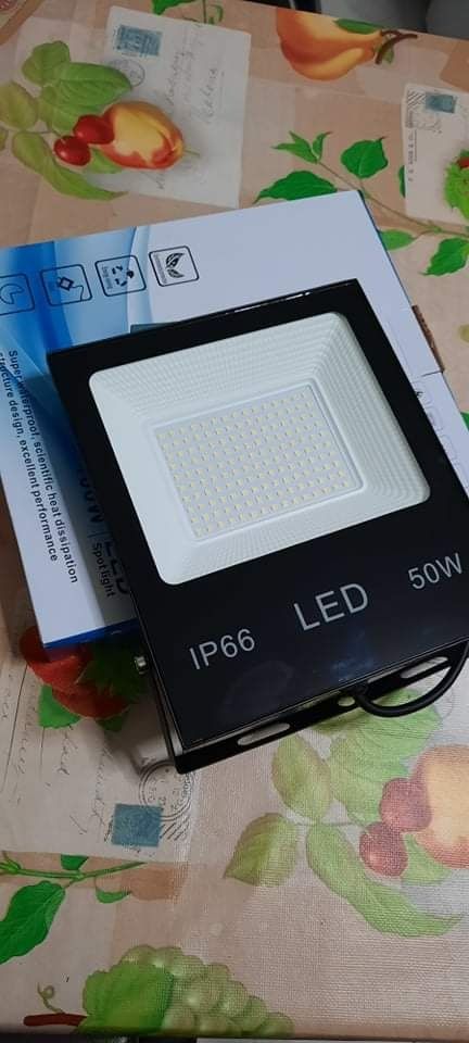 Foco projetor IP 66 Led 50w/100w 220v 6500k luz branca