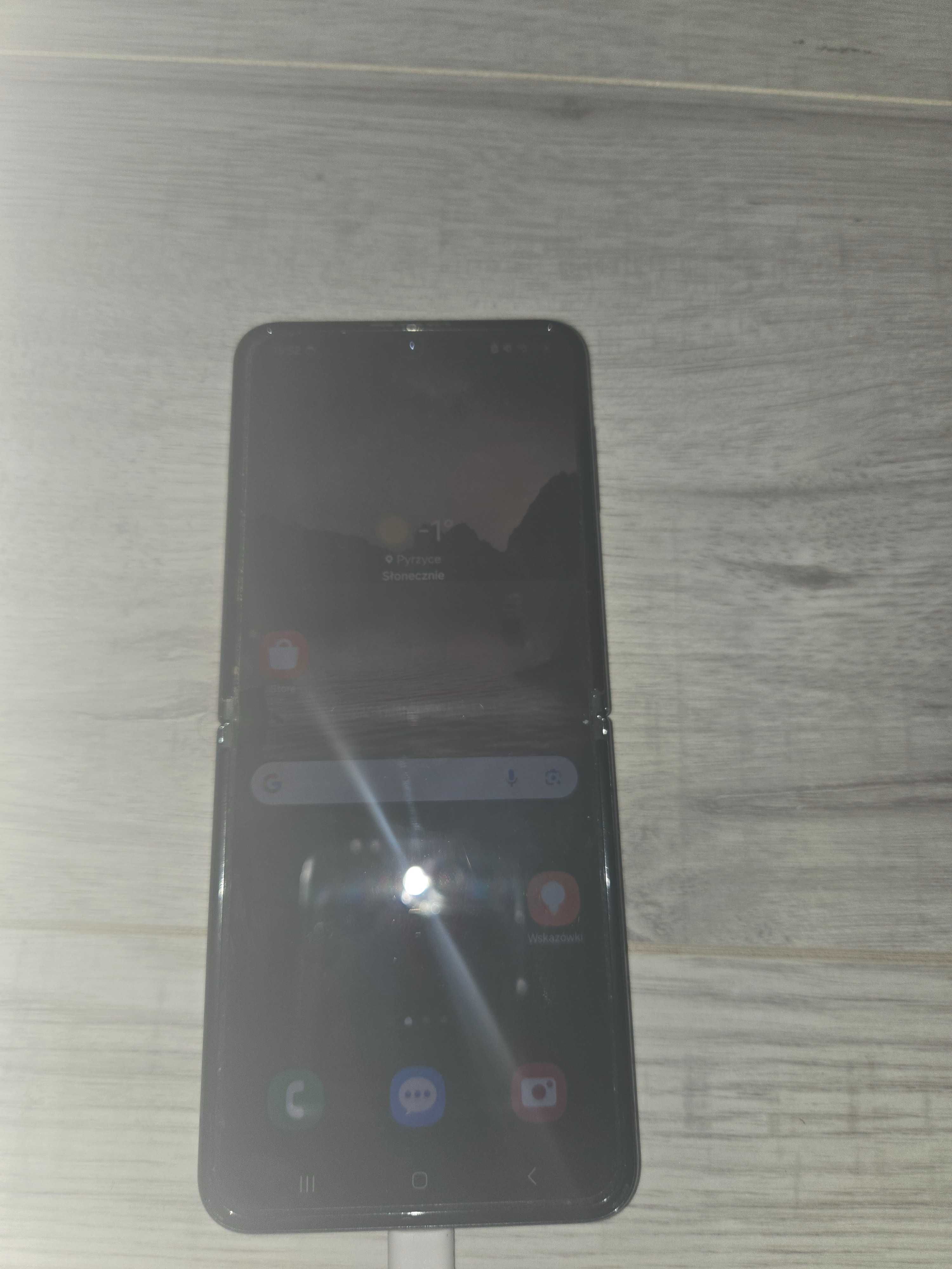 Samsung galaxy flip4