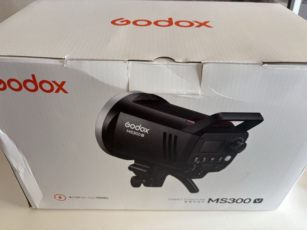 Iluminação de Estúdio Cabeça Flash Godox MS300V
