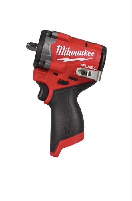 Топовий безщітковий акумуляторний гайковерт Milwaukee 2563