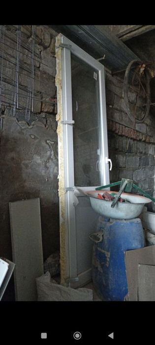 Продам дверь металлопластиковую. Бу