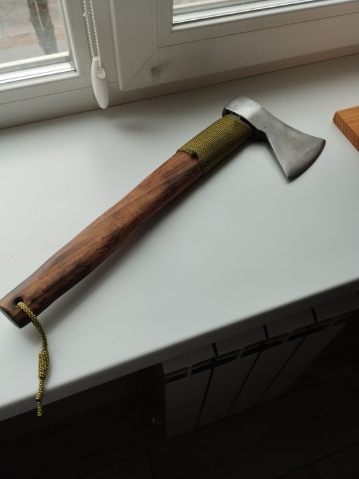 Сокира . Топор.      .