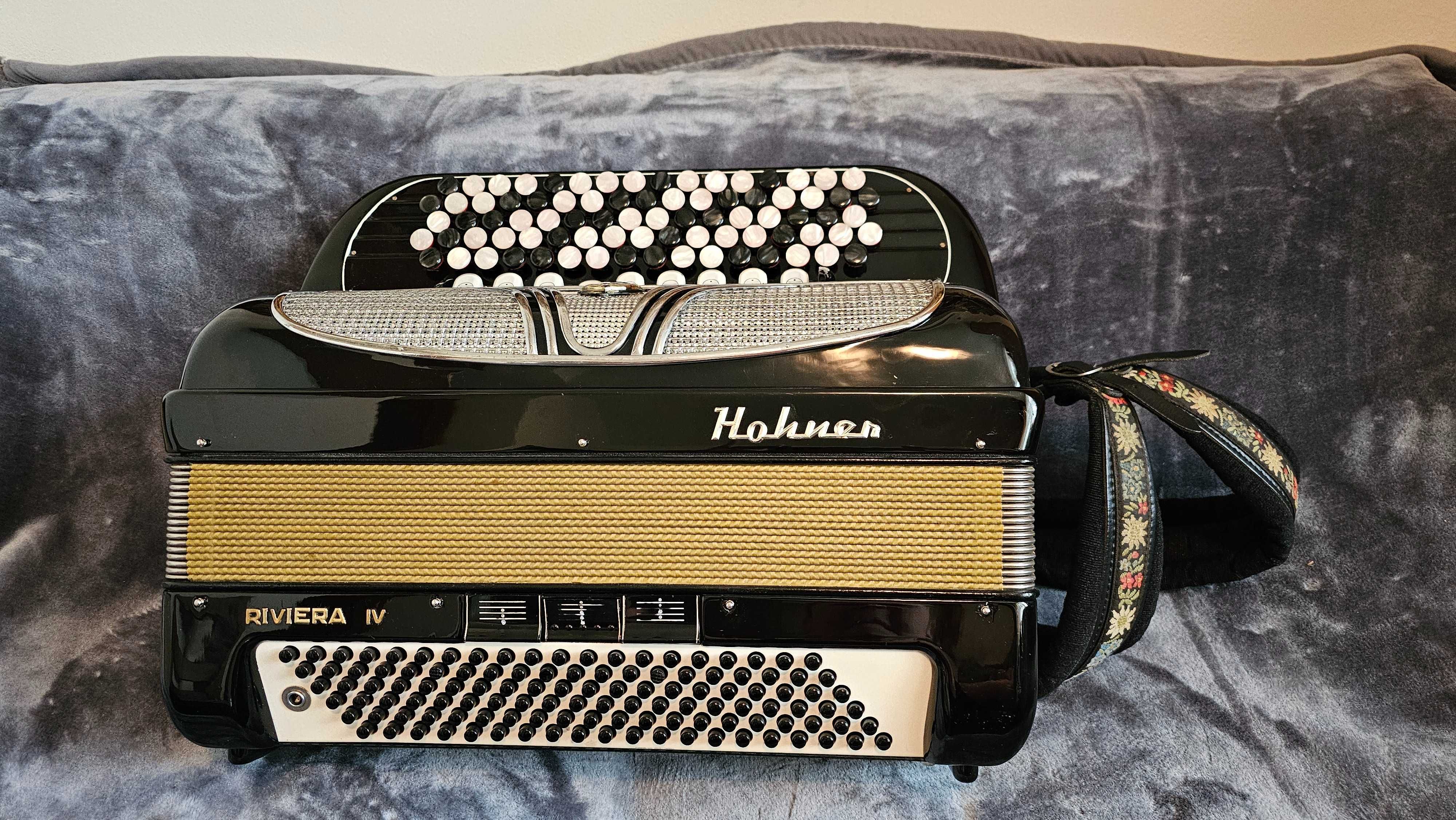 Hohner Riviera IV