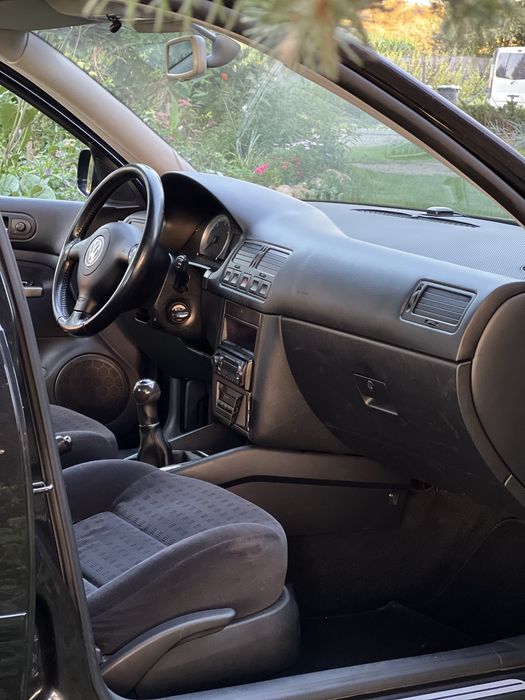 VW Bora 1.9 TDI ekonomiczny i gotowy do jazdy