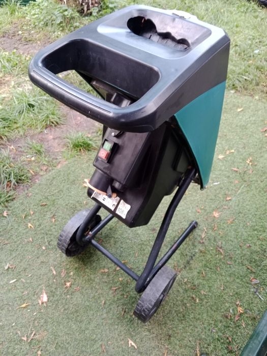 Rozdrabniacz Rębak elektryczny kosiarka Bosch rotak 320 i dwie kosiark