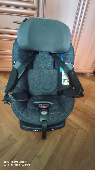Fotelik MAXI COSI obrotowy do jazdy tyłem 9-36M