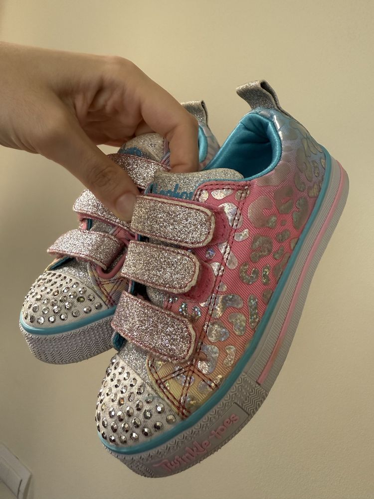 Кеди Skechers з підсвіткою для дівчинки 27