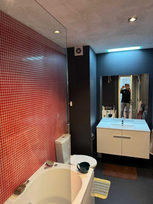 Moradia T2 com Vista Panorâmica e Estacionamento Privado – Coimbra