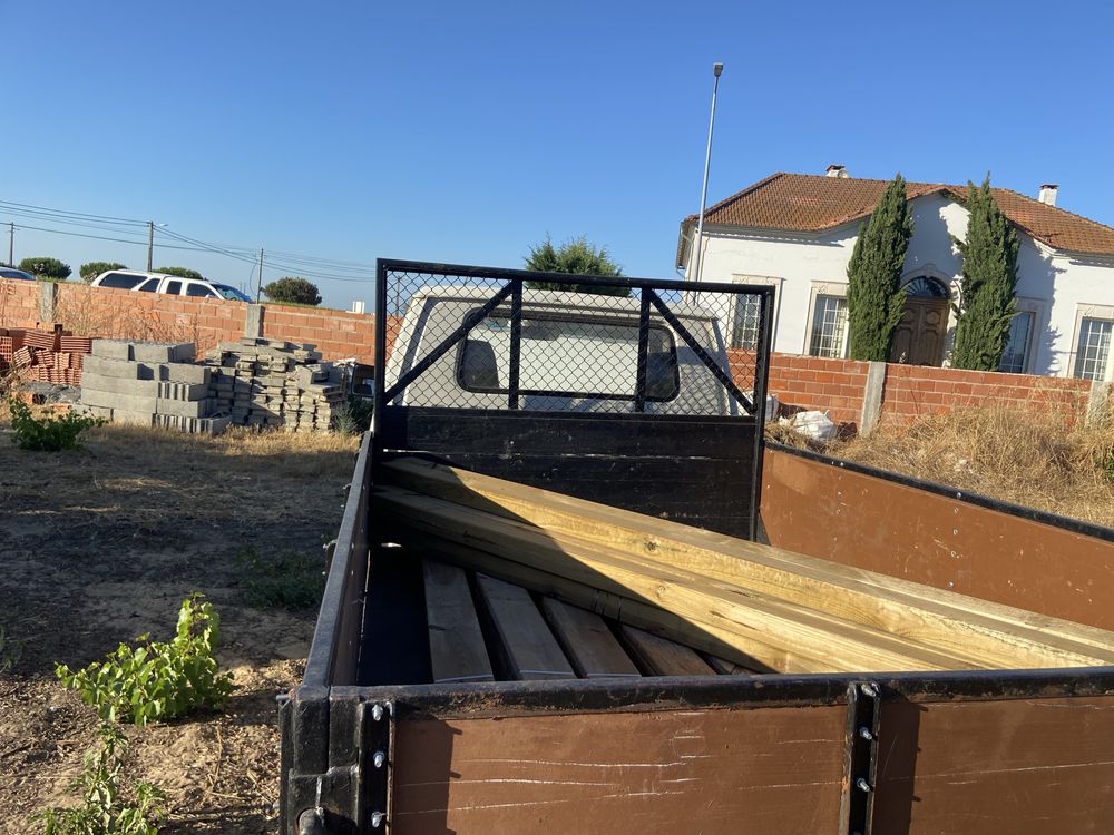 Mitsubishi L300 caixa aberta clássico