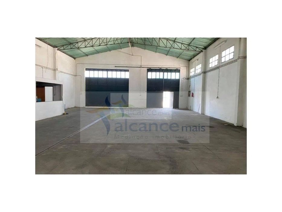Armazém para Venda em Vila Nova de São Bento