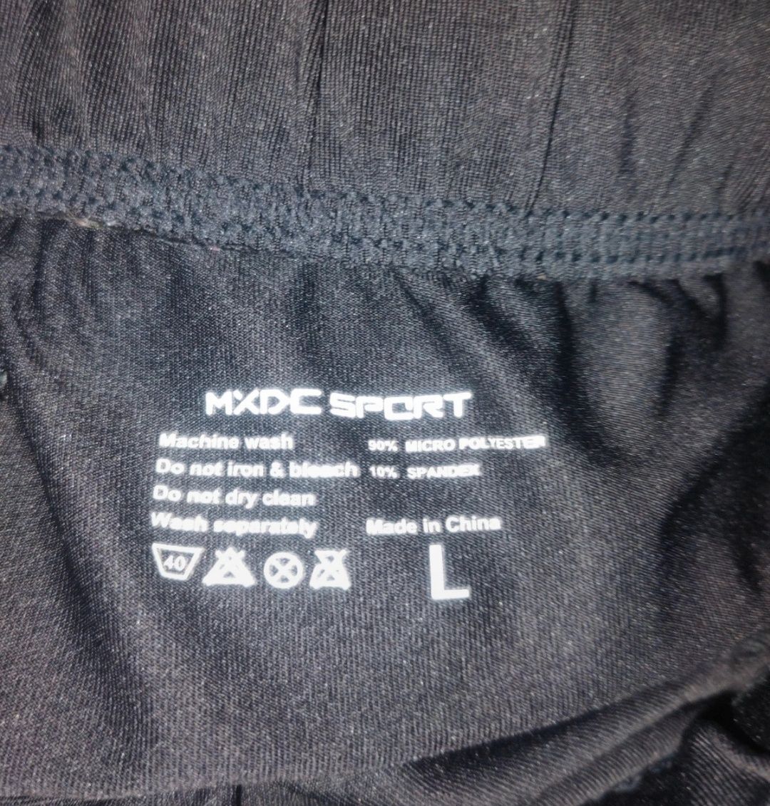 Legginsy z napisami i kieszenią z tyłu r 40