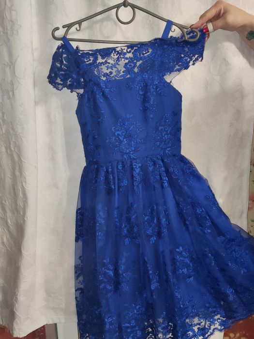 Платье нарядное пышное