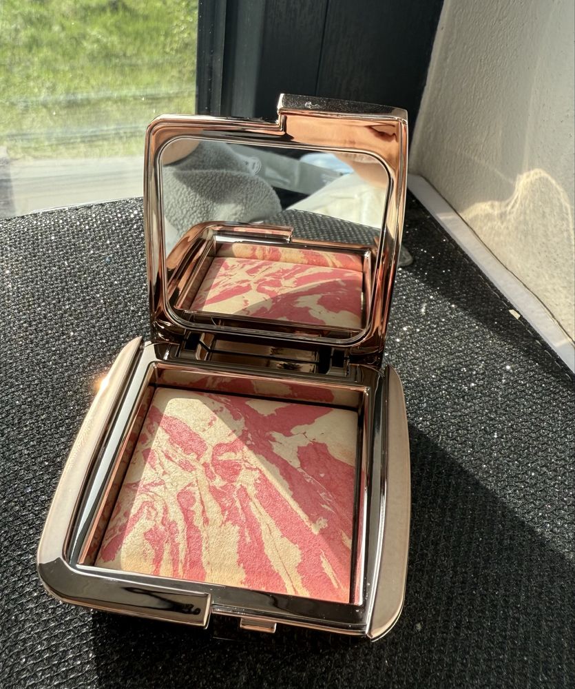 Рум'яна Hourglass Ambient Lighting Blush (Diffused Heat) 4.2 g
